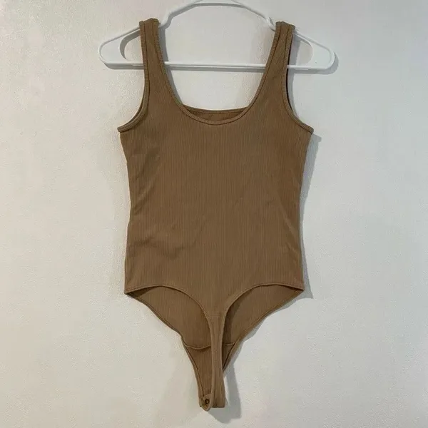 Abercrombie & Fitch Soft A&F Ribbed Bodysuit Tan Beige Size M - Image 3