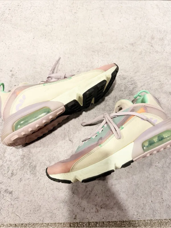 Nike Air Max 2090 Easter Womens Shoes Infinite Lilac Size 10.5 US CZ1516-500 - Image 2