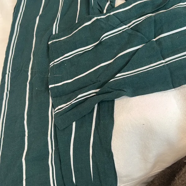 La‎ Hearts Green White Striped Flowy Pants - Image 3
