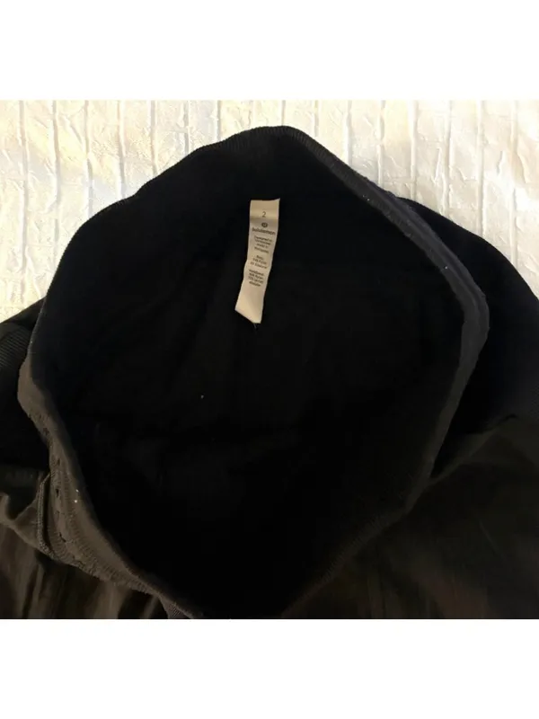 EXCELLENT Lululemon Dance Studio Mid Rise Crop 25" Pants Black Activewear 2 - Image 6
