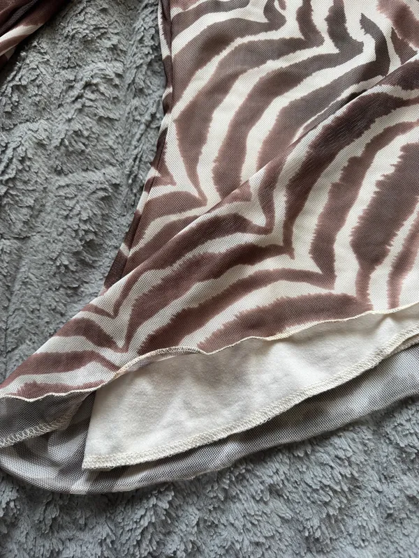 Zebra print long sleeve Brown Size M - Image 2
