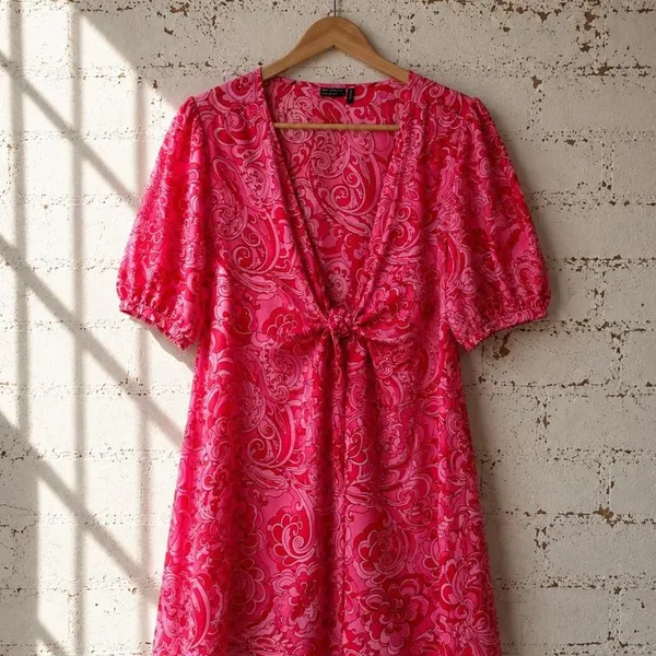 Asos Women's Pink Dress - Image 2
