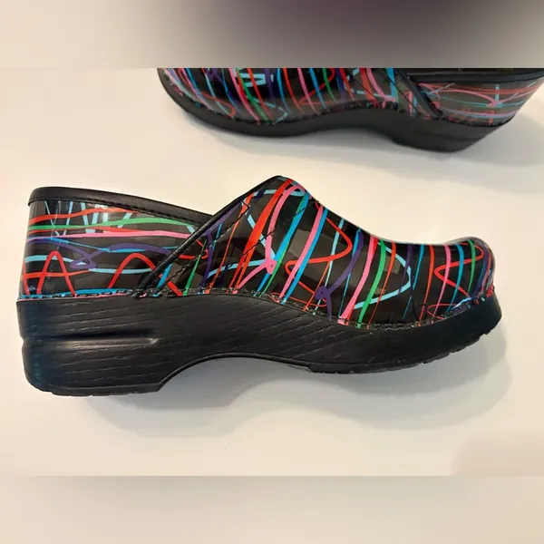 Dansko‎ professional Colorful Streamer Glossy Graffiti Clogs Size 38 US 7 - Image 6