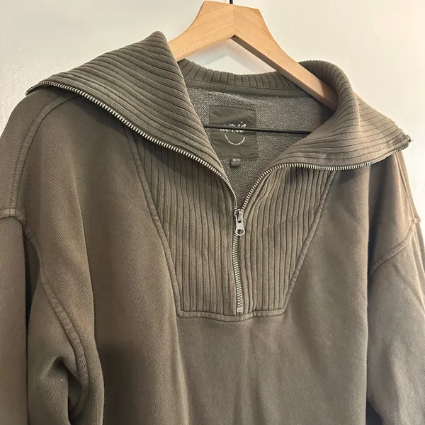 Aerie |‎ Woman's Olive Green Ribbed Quarter Zip Pullover Sweatshirt Fleece, XS - Image 3