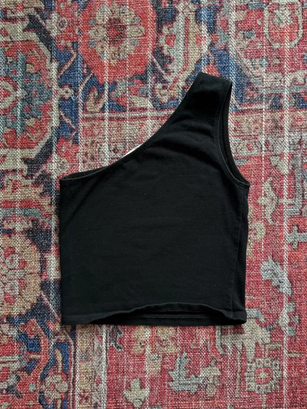 Brandy Melville One-Shoulder Top - Image 3