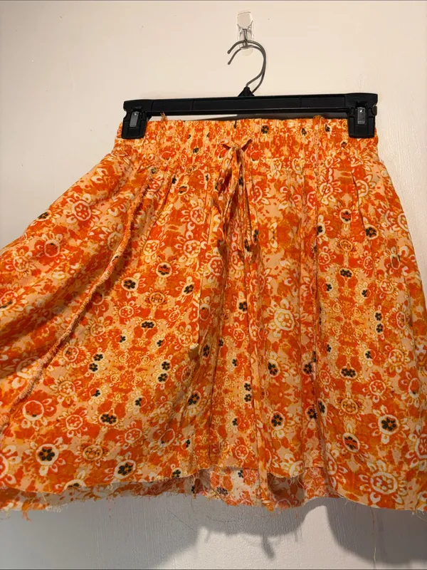 Free People Linen Blend Orange Print Raw Hem Elastic Waist Mini Skirt SZ XS - Image 4