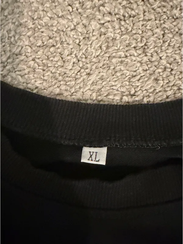 Game day black crewneck sweatshirt Size XL - Image 3