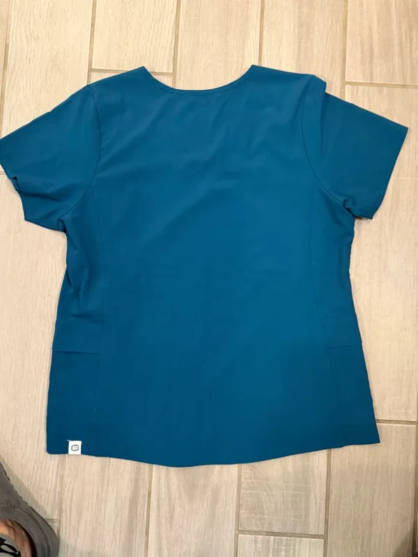 WonderWink Women's V-Neck Scrub Top in Teal Blue - Image 5