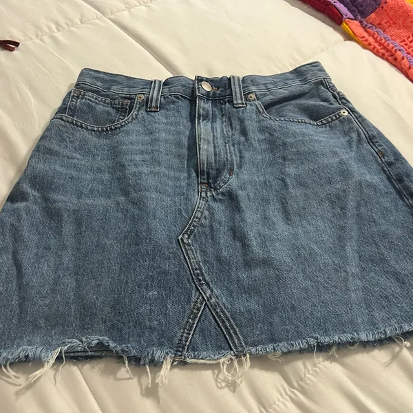 Blue Denim Mini Skirt - Casual Frayed Hem - Image 6