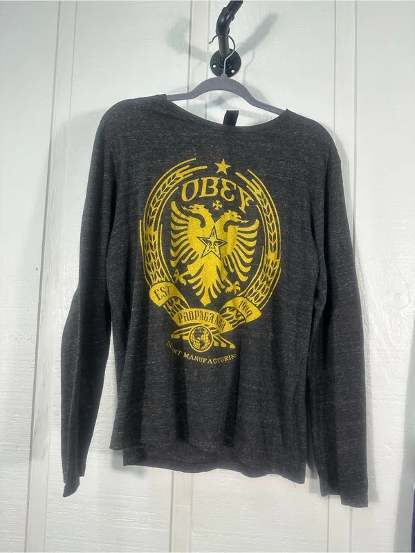 Obey Gray Long Sleeve Tshirt Size Medium EUC - Image 2