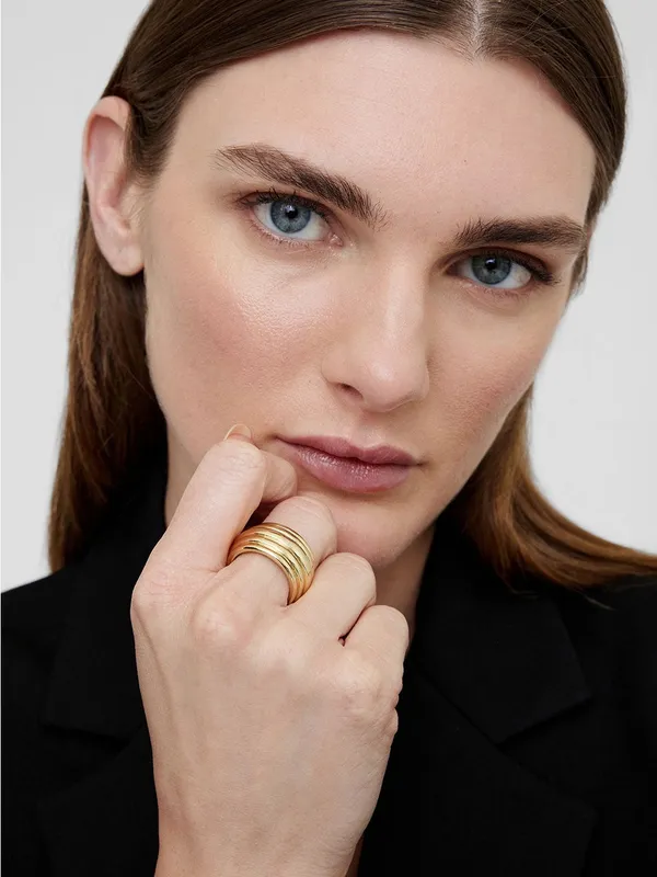 Anine Bing Chunky Ribbed 14k Ring in Gold - Image 2