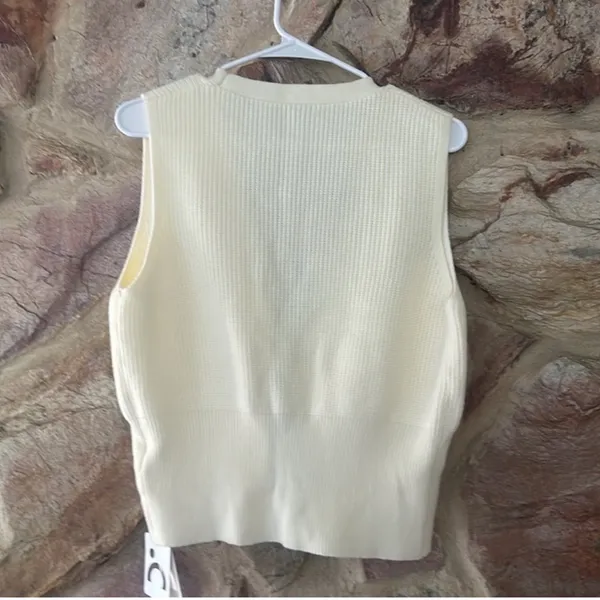 Commense Metal Buckle Waisted Sweater Vest size small - Image 5