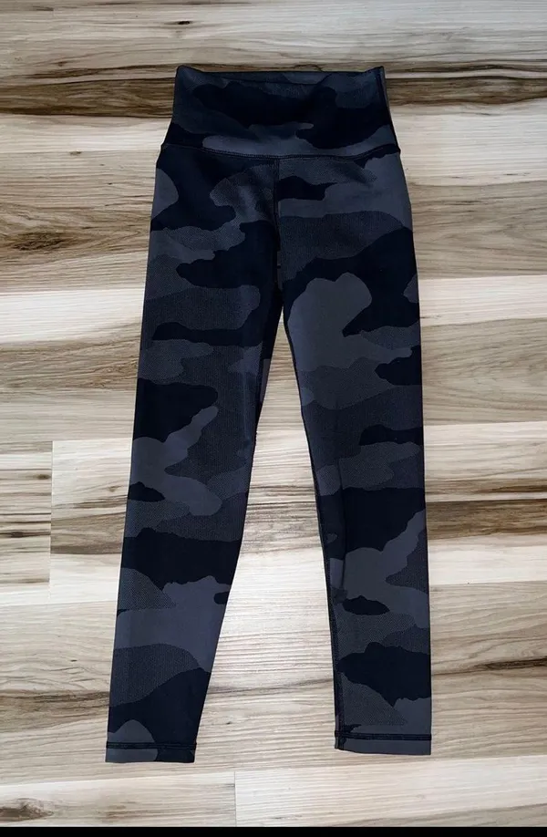 black camo leggings - Image 3