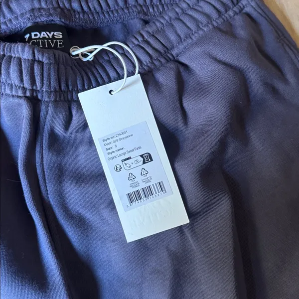 NWT 7 Days Active Organic Lounge Pants Gray - Image 2