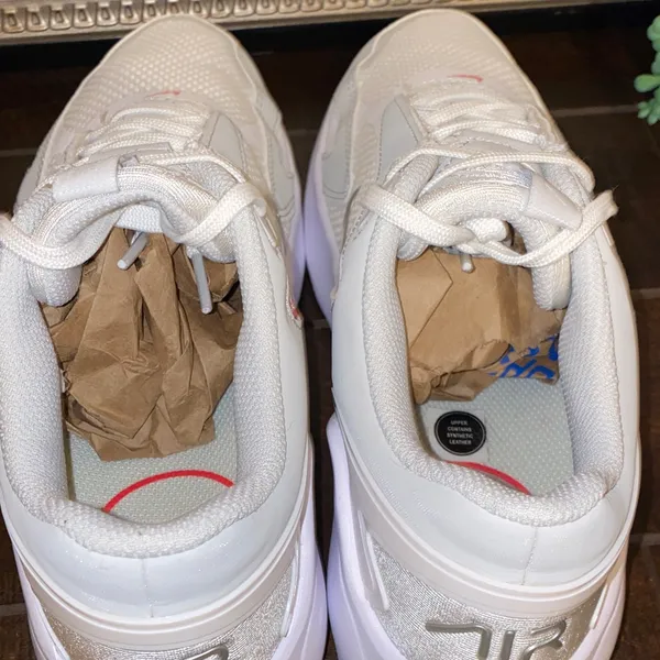 Nike Air Max Athletic Sneakers Bolt White Metallic Platinum Size 9 - Image 10