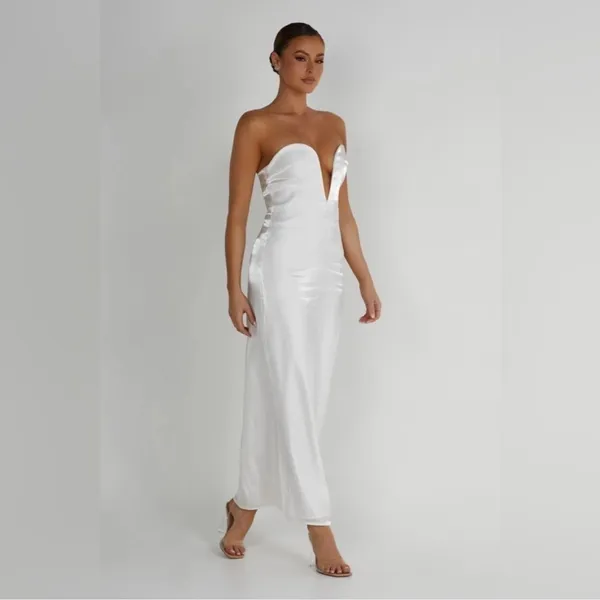 NWT Meshki White Chantelle Strapless Plunge Satin midi dress - Image 4