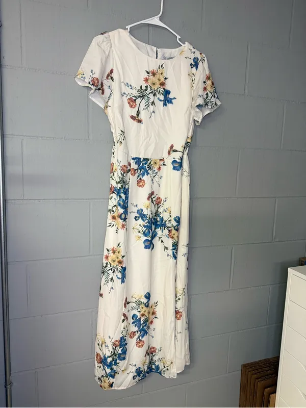 NWT Baltic Born Kristen Midi Dress in Cream Floral Women’s Size XS Smocked Back - Image 3