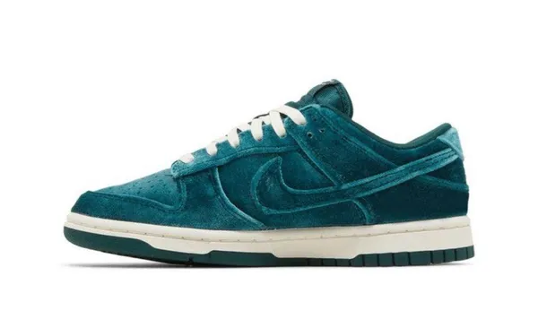 Nike Dunk Low Women’s - Image 9