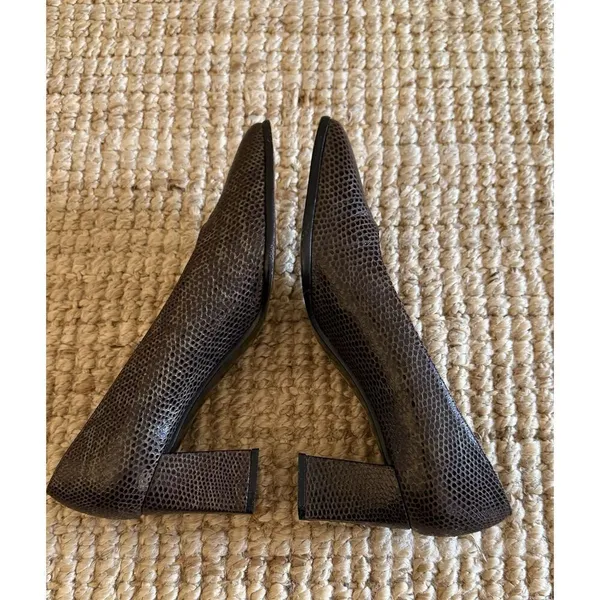 Vintage Stuart Weitzman Brown Lizard Embossed Block Heels - Image 6