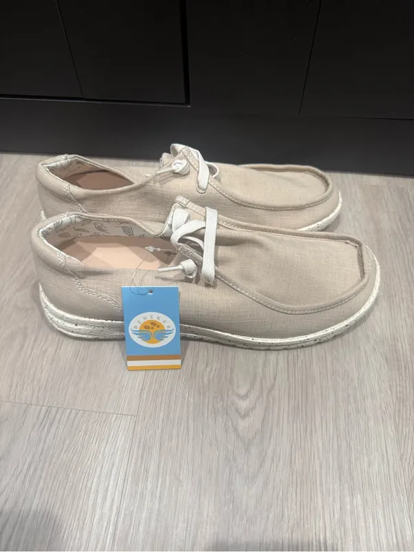 Women’s moccasin Neutral Lace Shoes - Beige size 10 new tags casual beach cute - Image 3