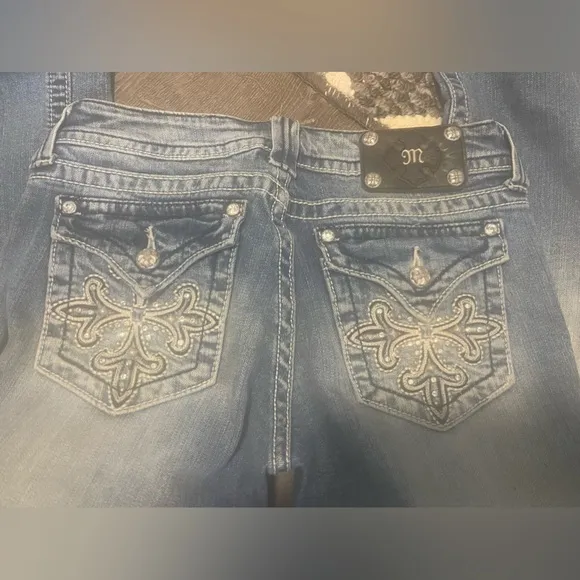 COPY - Gently worn Miss me jeans:).. light wash denim, boot cut - Image 2