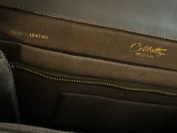 Two-Tone Cream and Dark Brown Leather Shoulder Bag with Gold Chain - Image 2