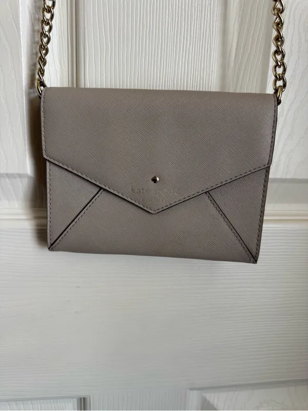Small Kate Spade Crossbody - Image 3