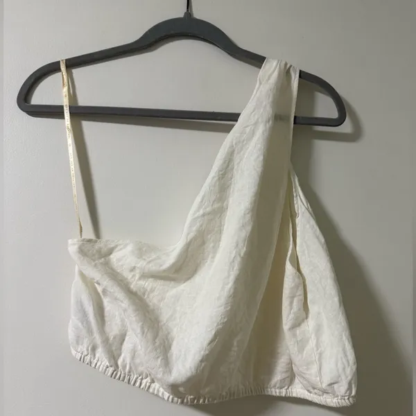 One-Shoulder Twisted Crop Top Size L - Image 7