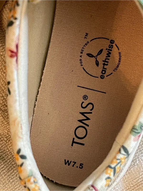 Toms sneakers floral design shoes size 7.5 women’s spring - Image 11