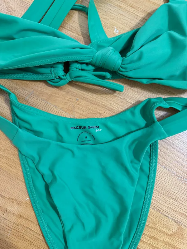 Bikini - Image 2