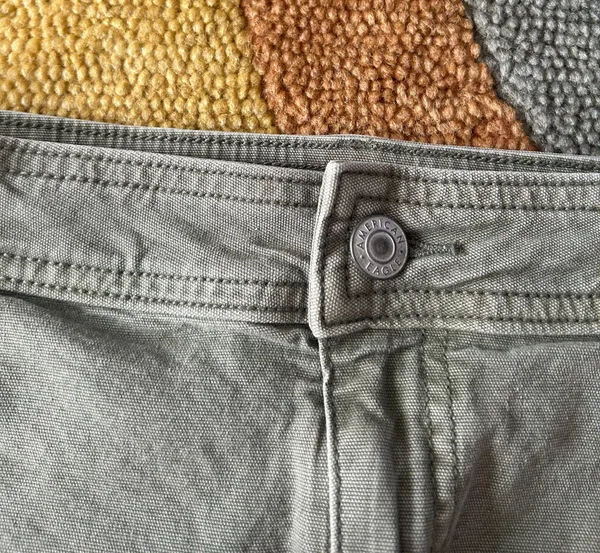 American Eagle Hi Rise Mini Skirt Olive Green Cargo Flap Pockets Size 8 - Image 2