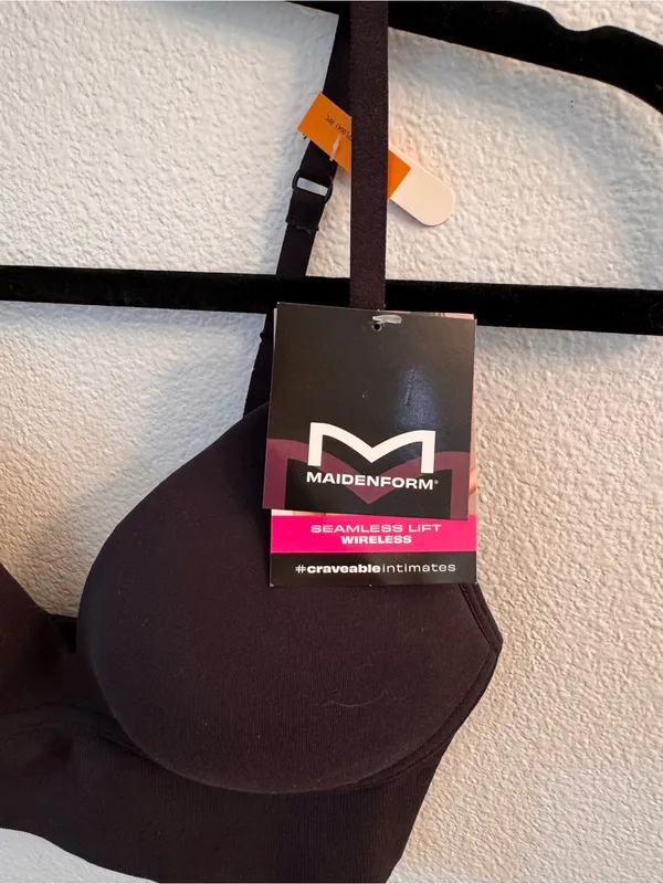 NWT Maidenform Seamless Lift Wireless Bra DM2316 Black Size S - Image 4