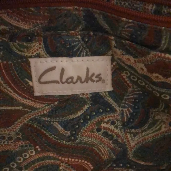 Clarks Over the Shoulder Bag - Image 8