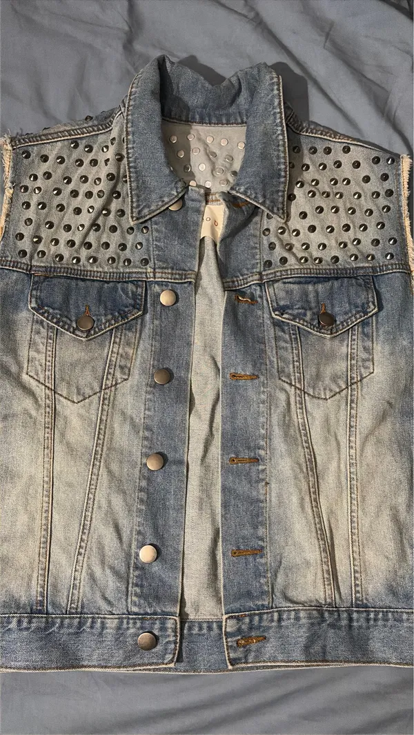 Mono B-Denim Vest-Faded Wash Studded Denim Vest One Size Fit All - Image 5