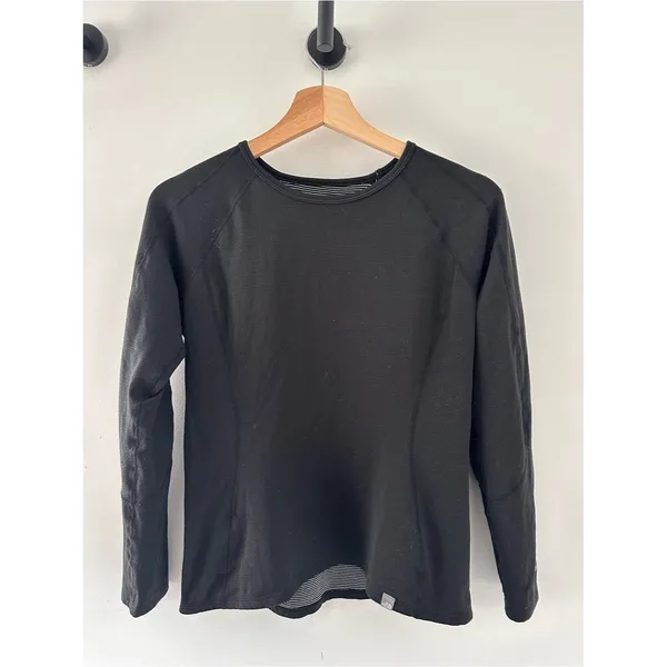 North Face FlashDry Black Crew Neck Top Medium Athletic Hiking Layer Outdoor - Image 2