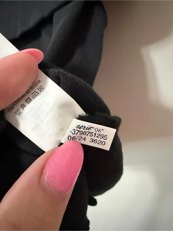 Aerie Off the Shoulder Fold Over Women's Top in Black Size M - Image 6