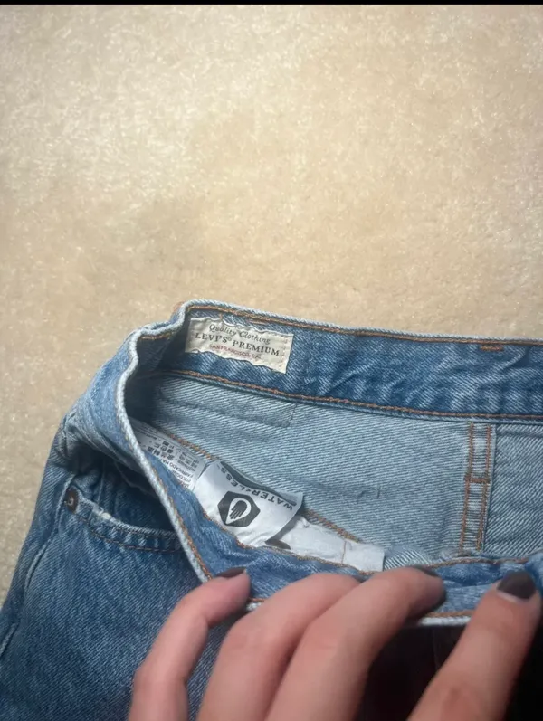 501 Levi’s shorts size 24 - Image 6