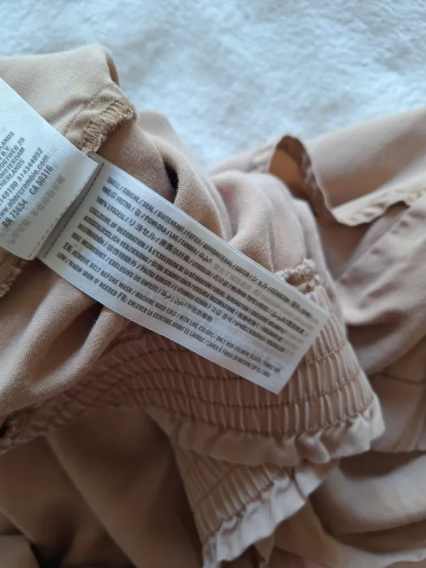 Abercrombie & Fitch 100% Lyocell Tan Paperbag Waist Jogger Pants M - Image 6