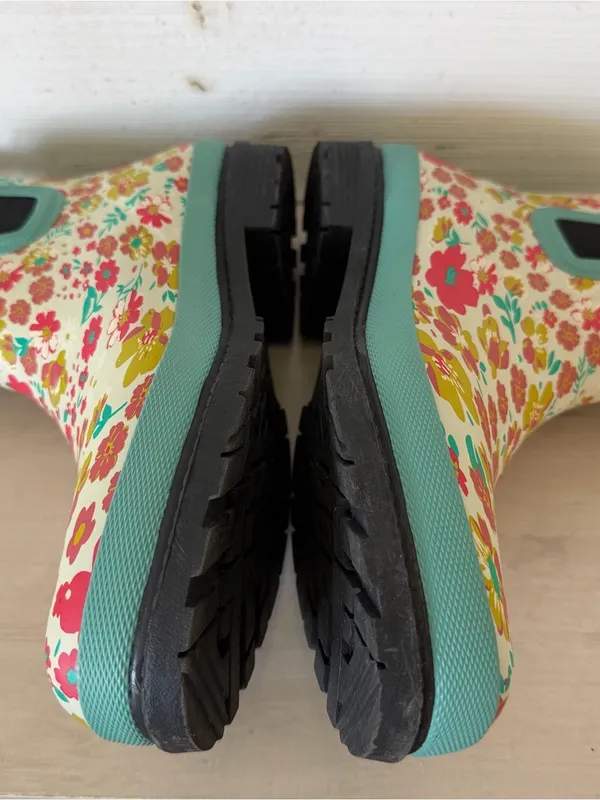 Journee Tekoa Floral Garden/Rain Boots Women’s Size 10 Multicolor NEW - Image 2
