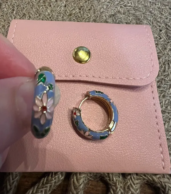 Francesca's Vanessa Vintage Inspired Enamel Floral Hinged Hoops Earrings - Image 4