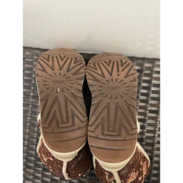 UGG Sequins silver bronze gold boots size 9 - Image 4