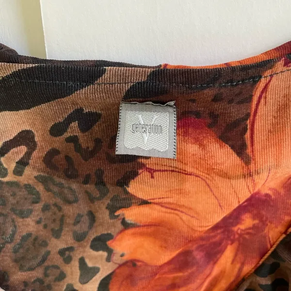 Unique Vintage Vintage Floral and Animal Print Blouse - Image 7