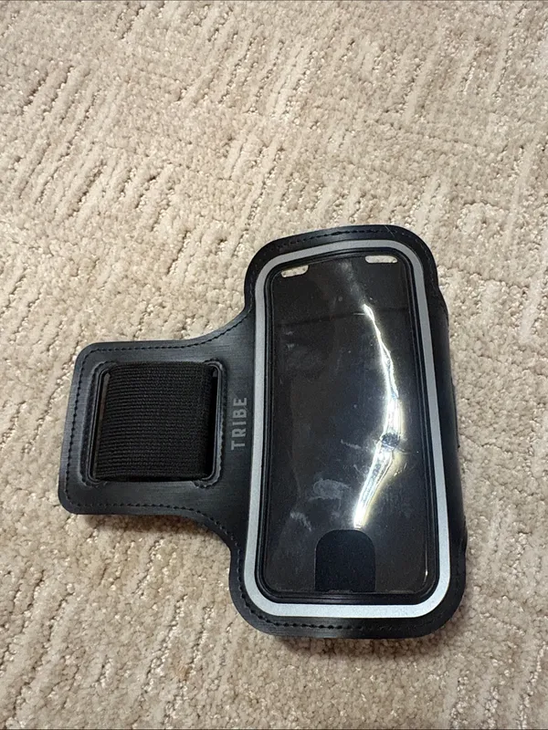 iPhone 15 or iPod Running Armband Black - Image 2