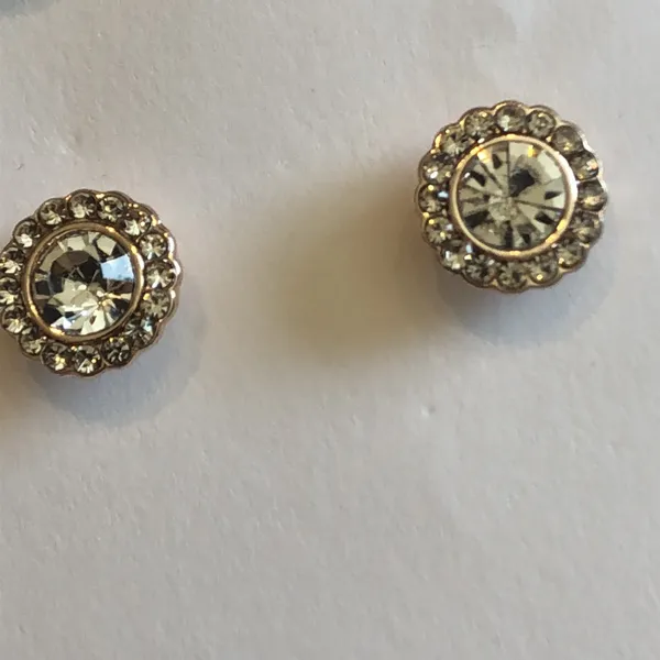 Elegant Gold Tone Rhinestone Boho Stud Earrings - Image 4