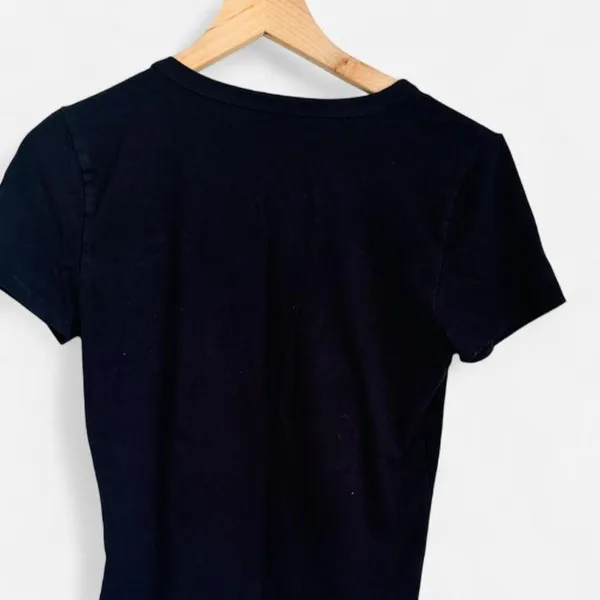 Effortlessly Chic Black Cropped Top Basic Casual Crop Tee Shirt Closet Staples Size L - Image 2