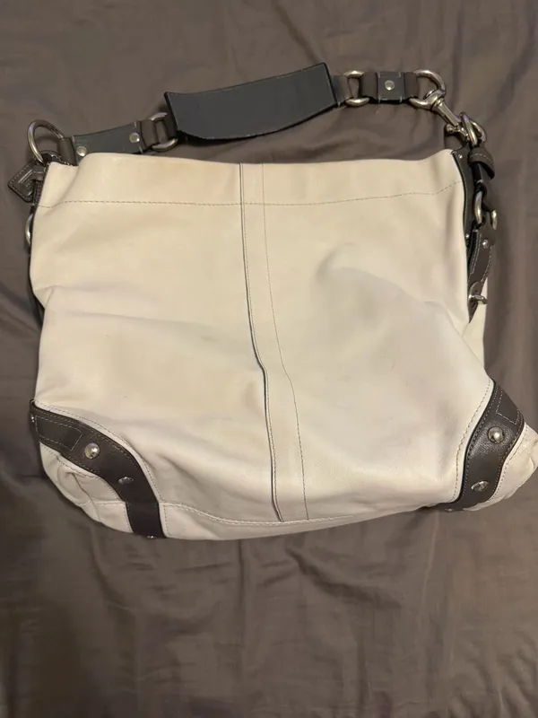 Vintage Carly Coach Bag - Image 6