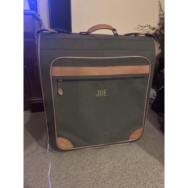 LL Bean Large Green Rolling Garment Bag Leather Trim Suitcase Bag 24" X 21"X8” - Image 4