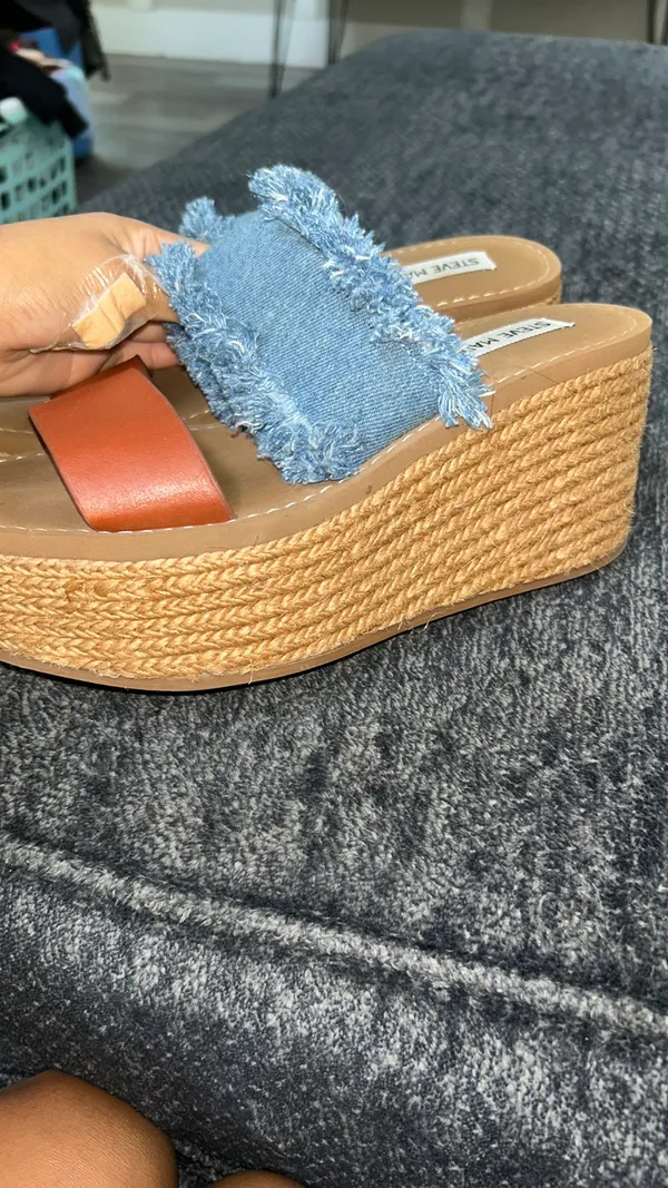 Steve Madden slide sandles - Image 8