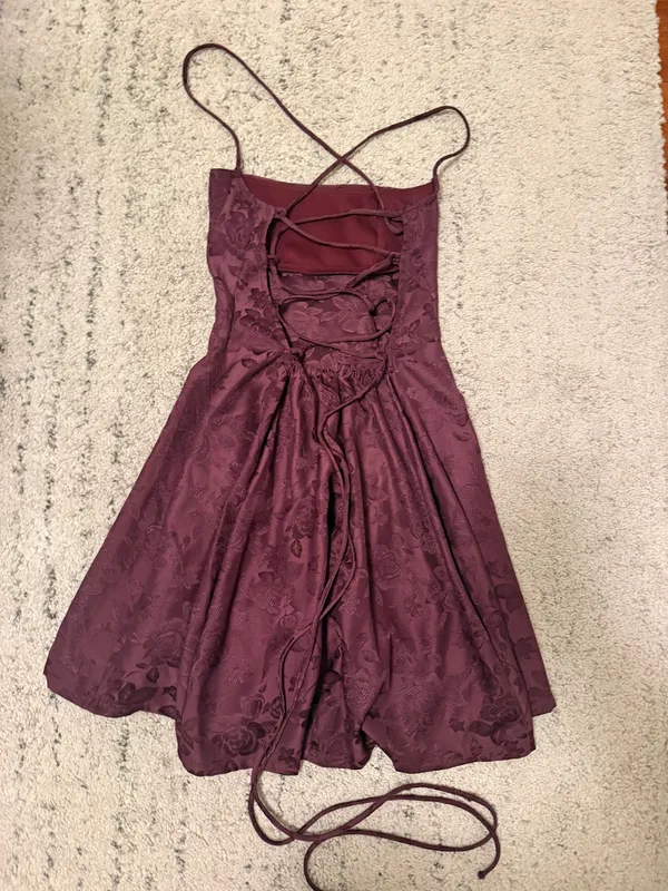 Lucy in the Sky Burgundy floral Mini Dress - Image 4