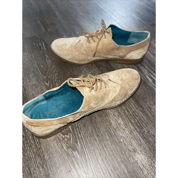 Cynthia Rowley Tan Suede Hazel Lace‎ Up Shoes Women's Size 7.5M S-88 - Image 4